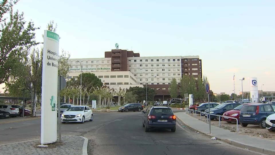 Dos heridos graves en un accidente de tráfico en Jerez de los Caballeros