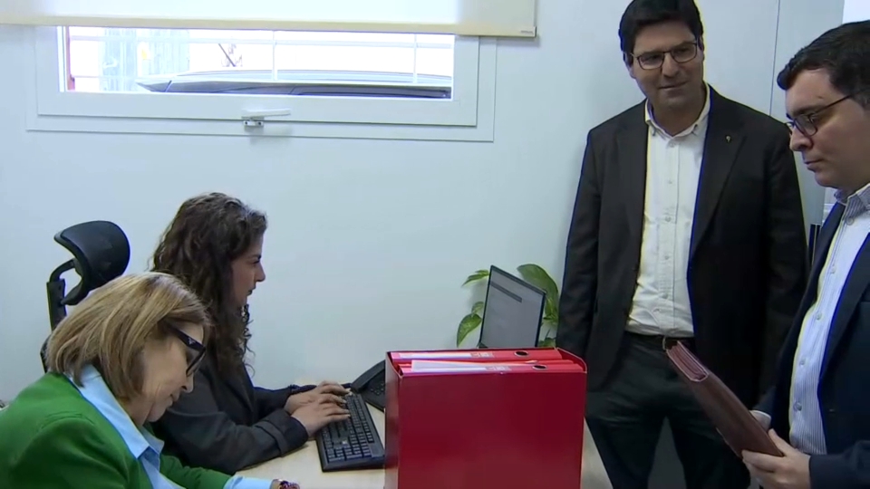 Ramón Díaz Farias presenta sus avales para convertirse en candidato a secretario general del PSOE de Extremadura