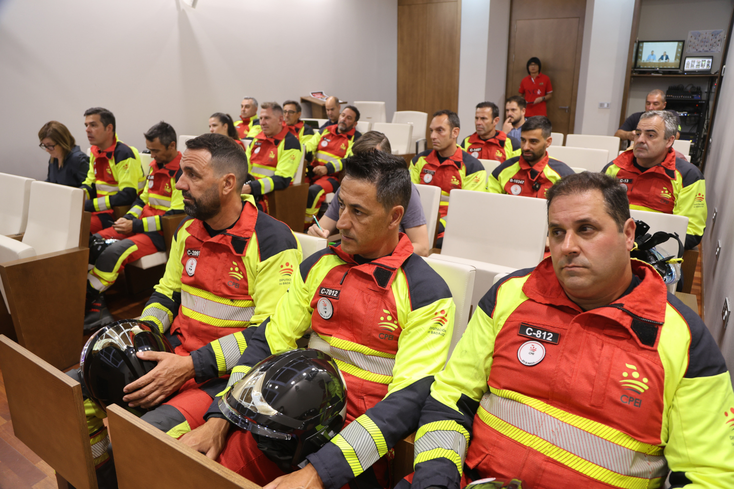 BOMBEROS