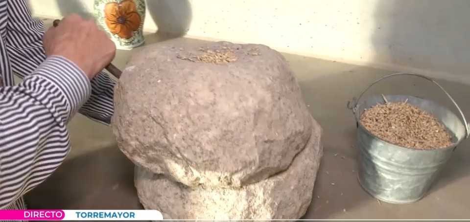 Este molino de pan es el objeto más antiguo de la muestra