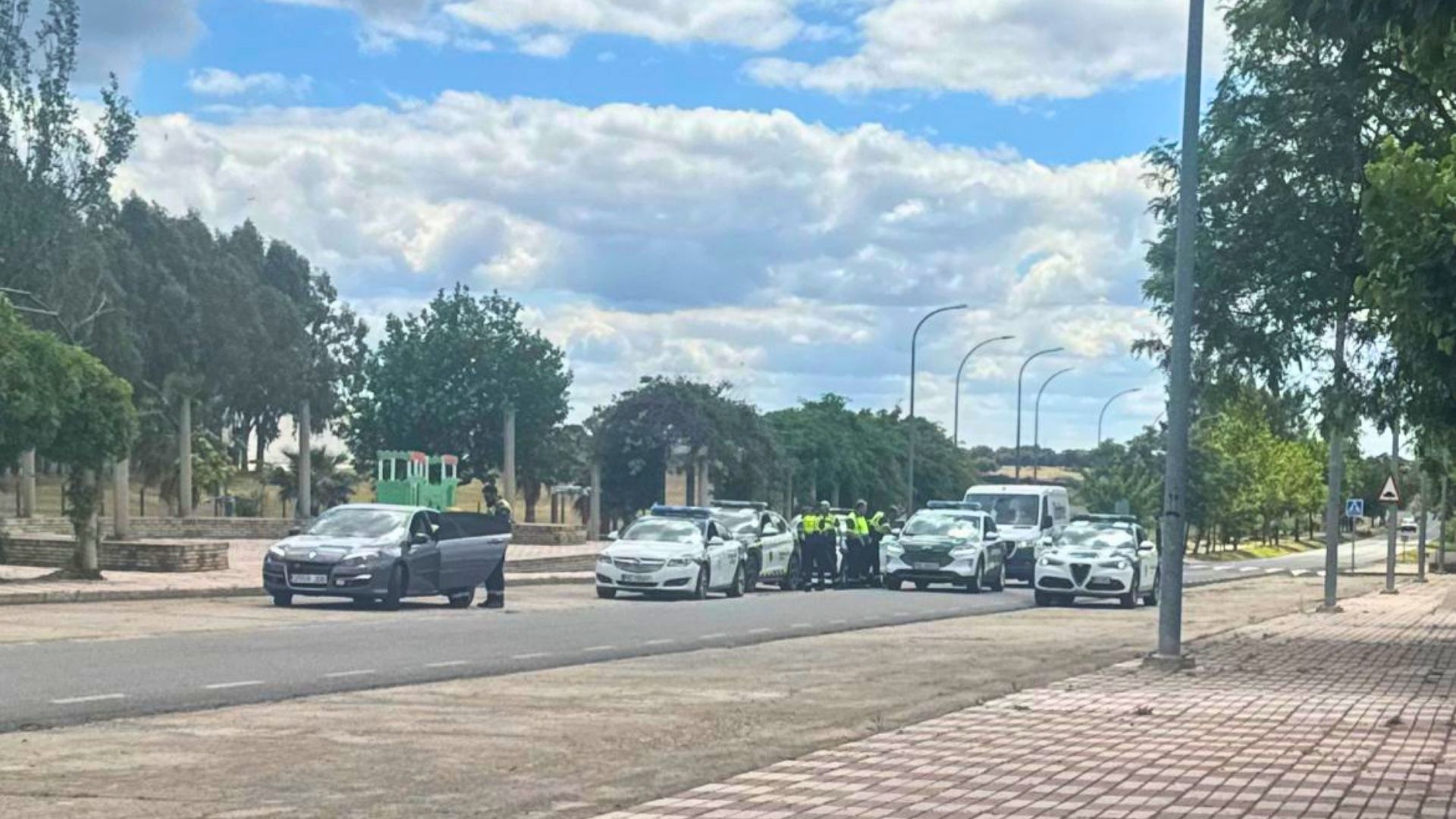 Dispositivo de la Guardia Civil en Serradilla