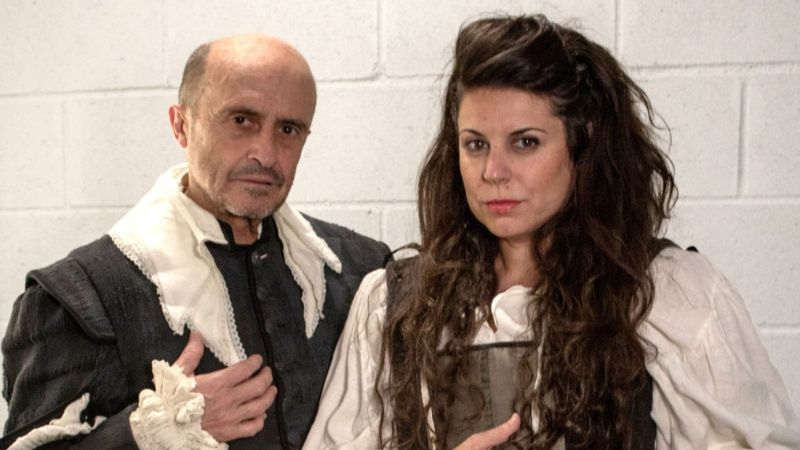 Pepe Viyuela y Sara Águeda