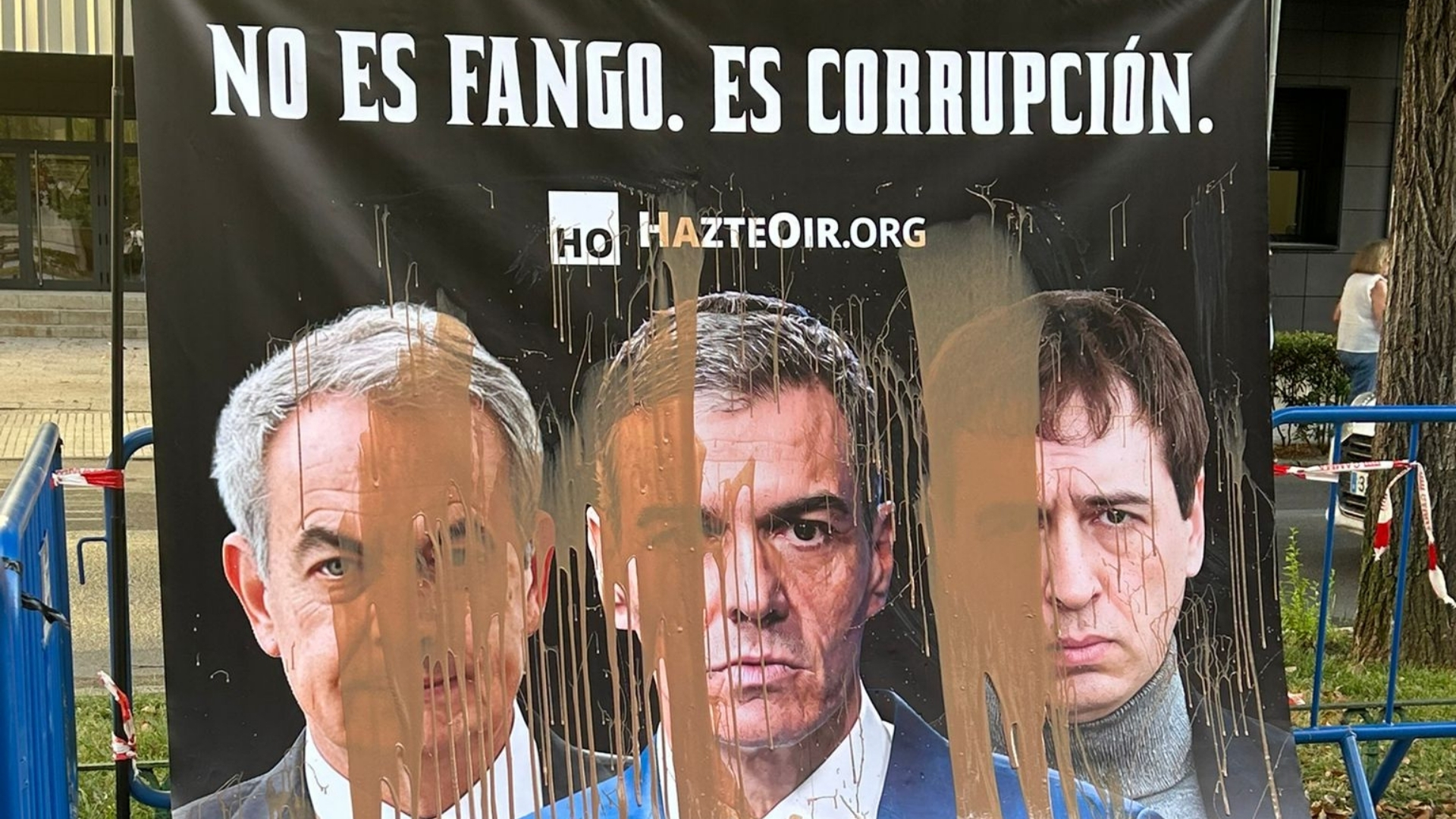 Performance de Hazte Oír frente a la Audiencia Provincial de Badajoz