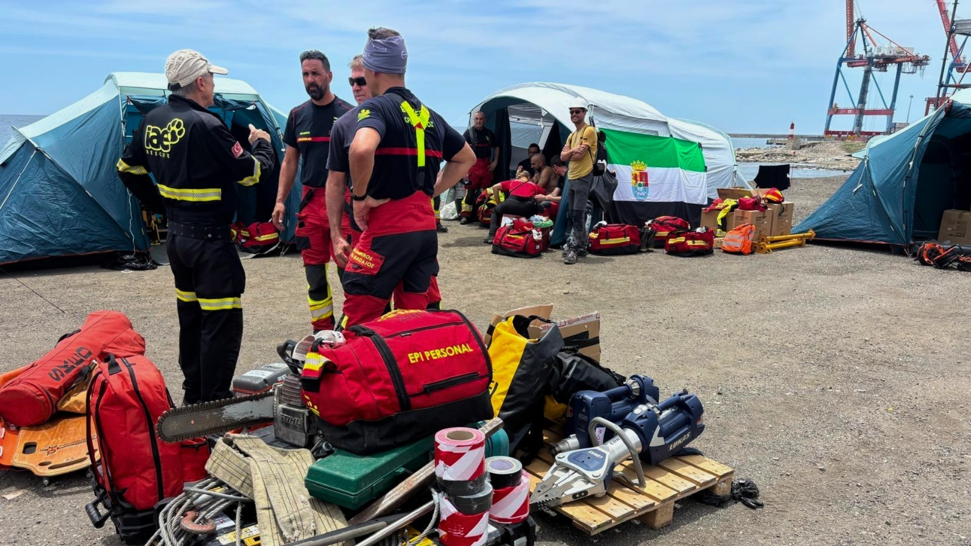 Bomberos del CPEI de la Diputación de Badajoz en Venezuela