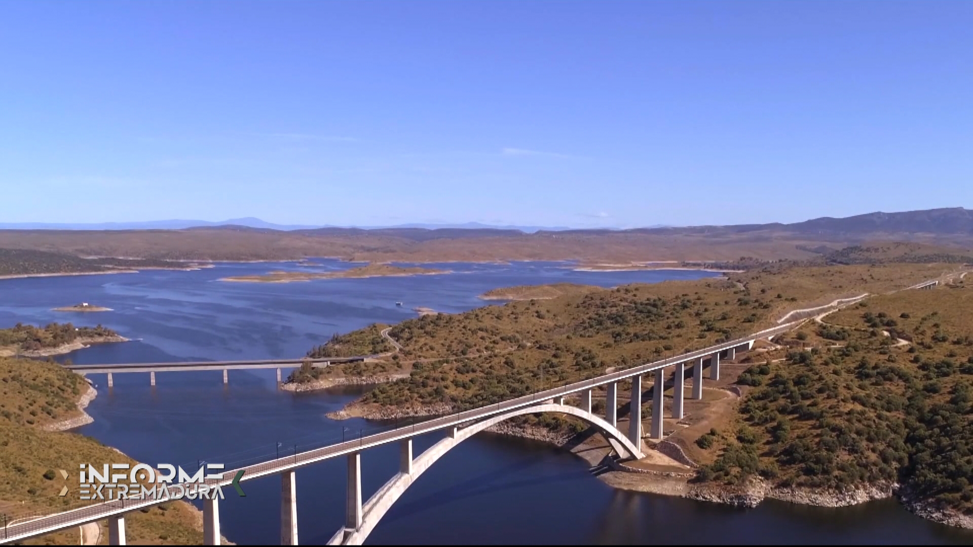 La frontera entre Extremadura y Portugal comparte desde hace décadas una misma reivindicación: mejores infraestructuras que permitan reforzar la conexión entre ambos territorios