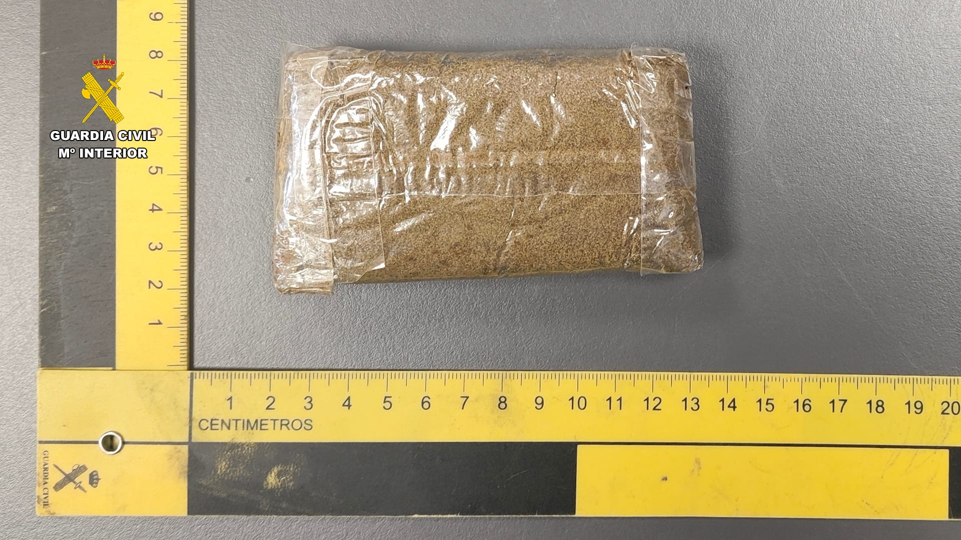 Material incautado por la Guardia Civil
