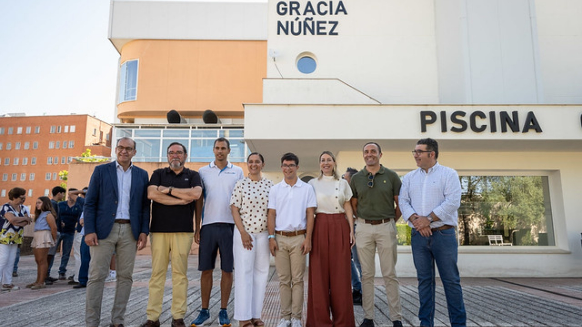 La Junta de Extremadura da el nombre del nadador Guillermo Gracia Núñez a la piscina climatizada del CNTD 'Ciudad Deportiva' de Cáceres