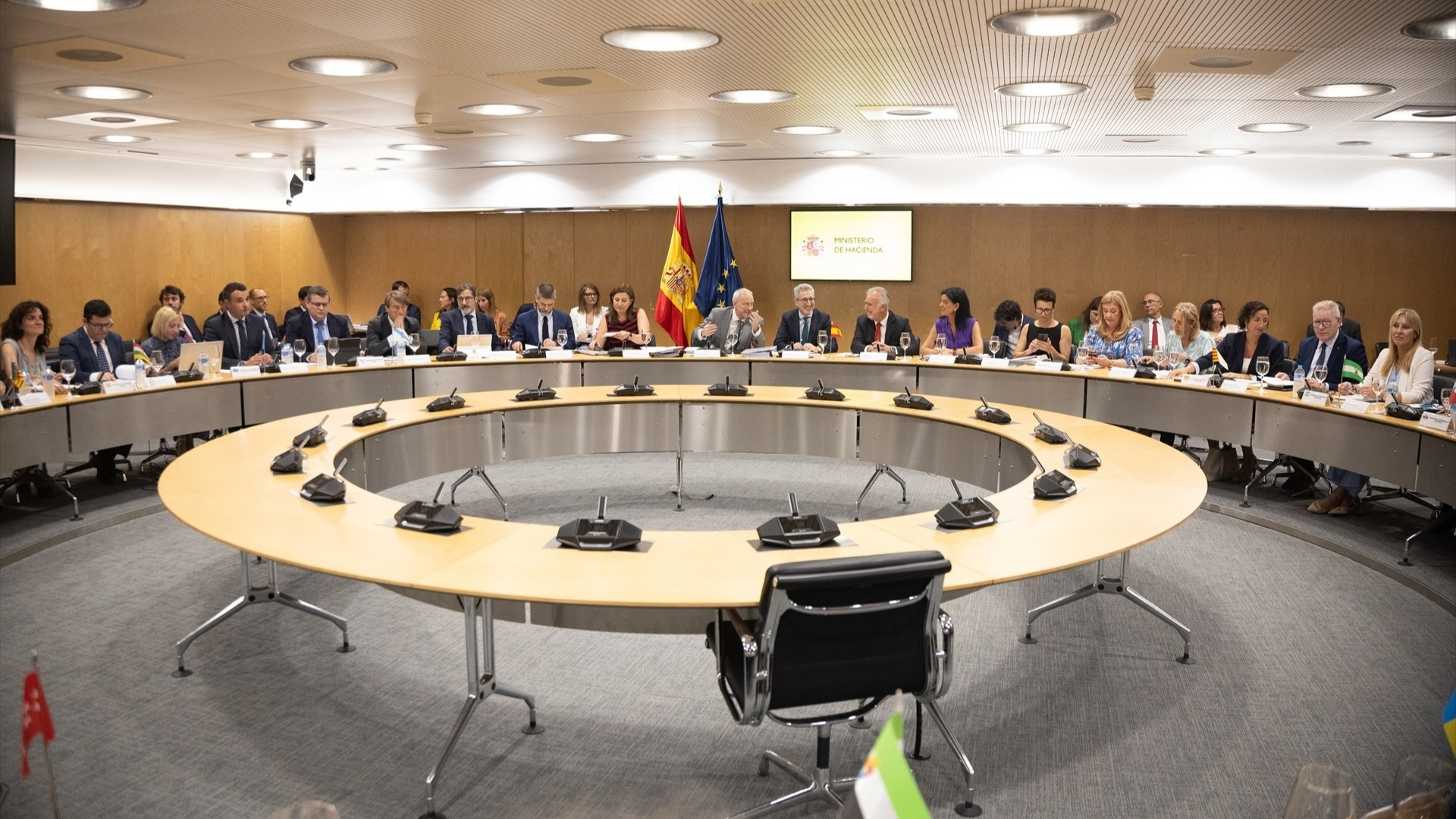 Reunión del Consejo de Política Fiscal y Financiera (CPFF) en el Ministerio de Hacienda, a 6 de julio de 2026