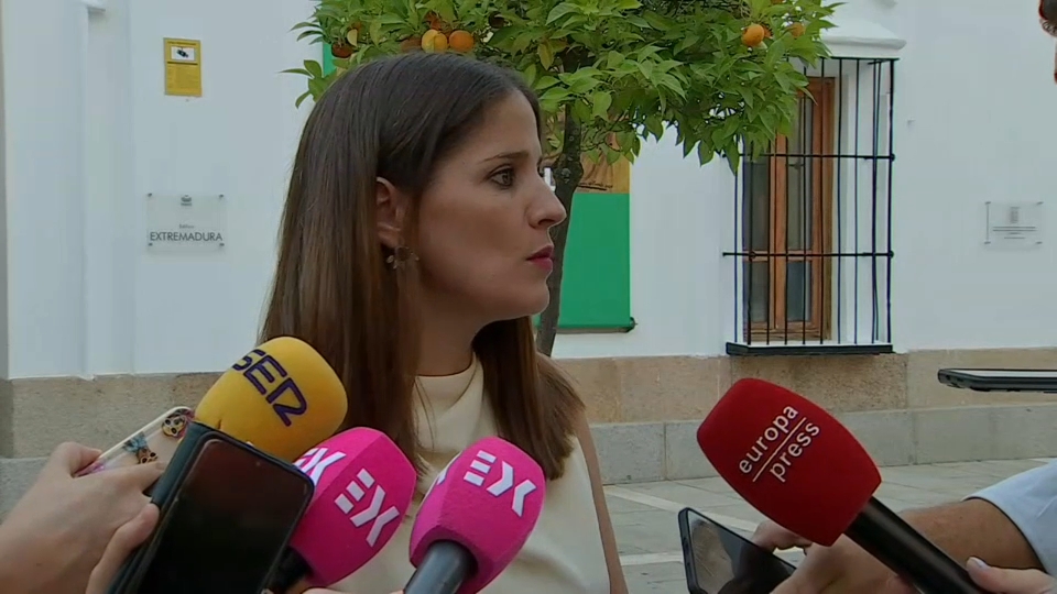 El PSOE asegura que "estos no son los presupuestos que necesitan los extremeños"