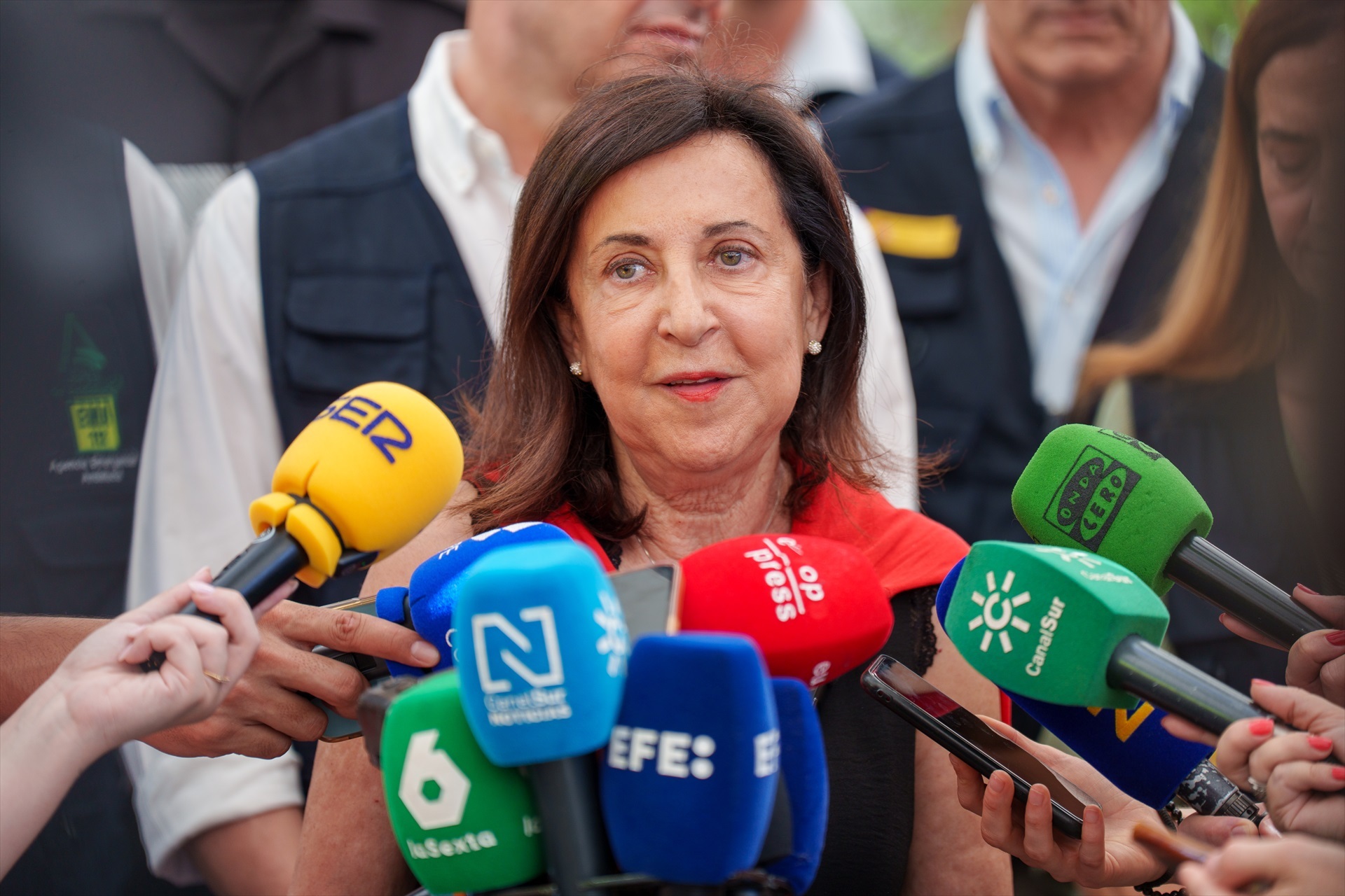 Robles afirma que la crisis migratoria en Ceuta "no es una guerra" y apela a la protección de las personas