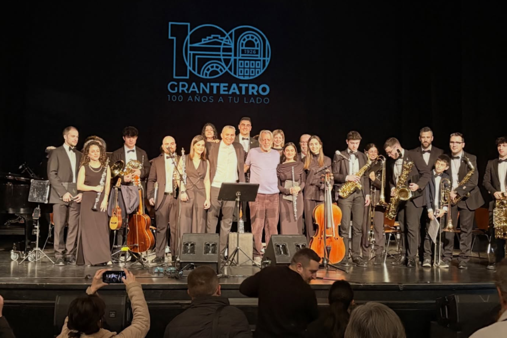 La Diputación de Cáceres celebra el Día de Extremadura con un concierto de Luis Pastor y la Banda Sinfónica Provincial