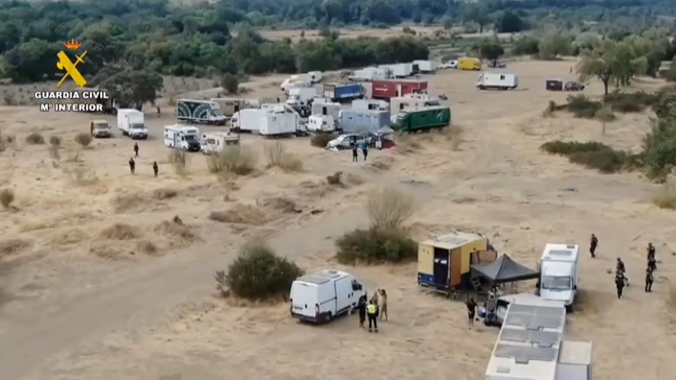 Dispositivo para desalojar la fiesta ilegal en La Granja