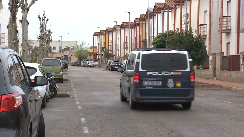 Coche de policía en Badajoz en una imagen de archivo