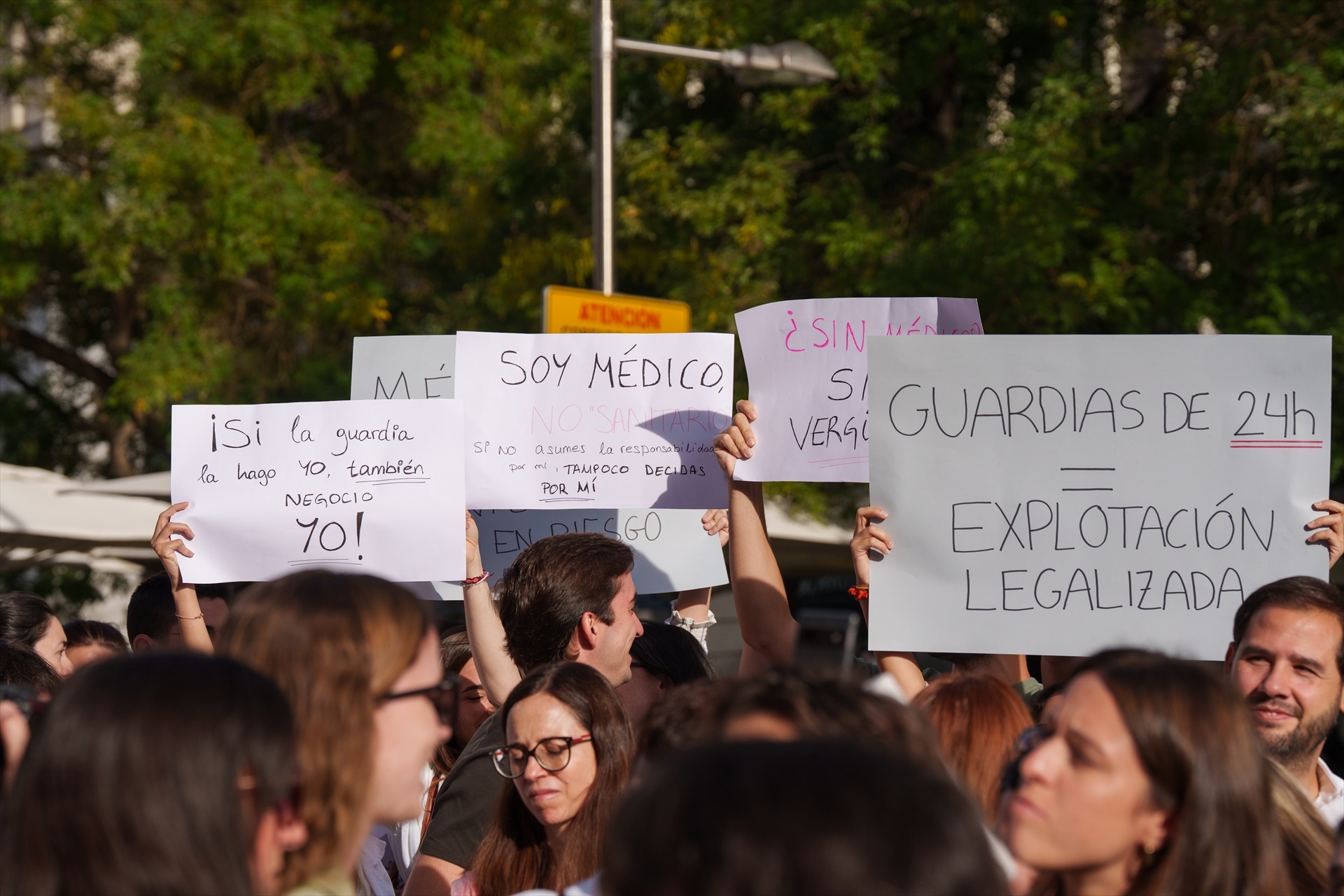 García Espada reclama "cordura" a la ministra de Sanidad y pide que rectifique el Estatuto Marco