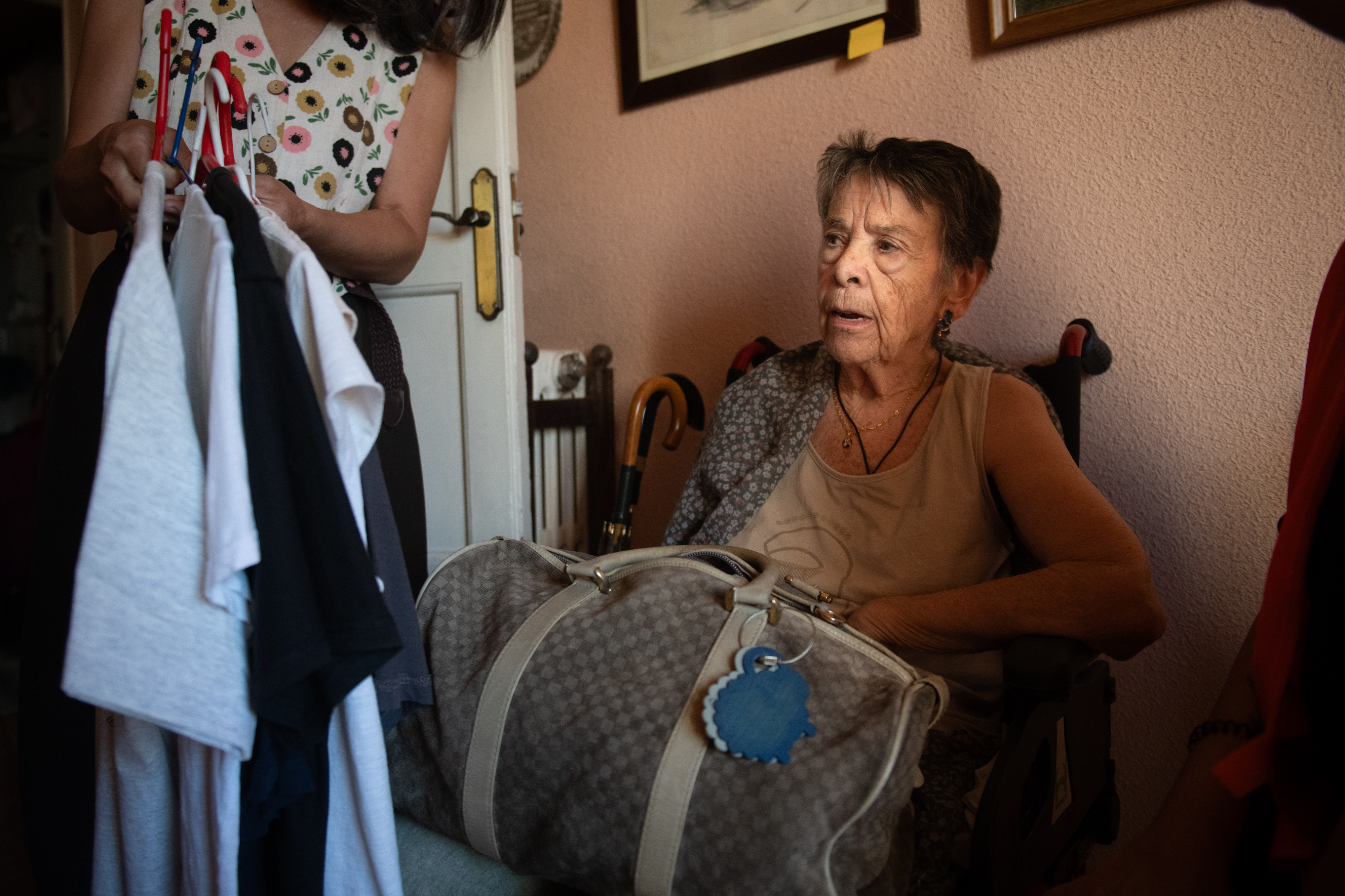 Maricarmen prepara una bolsa con sus cosas, a 23 de septiembre de 2026