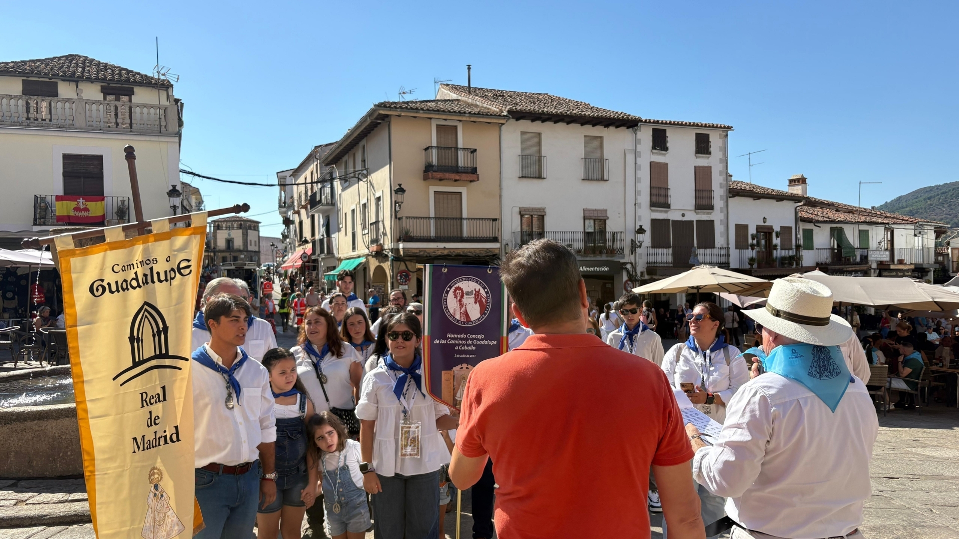 La primera peregrinación magna reúne a romeros de los caminos históricos a Guadalupe en el Año Santo Guadalupense 