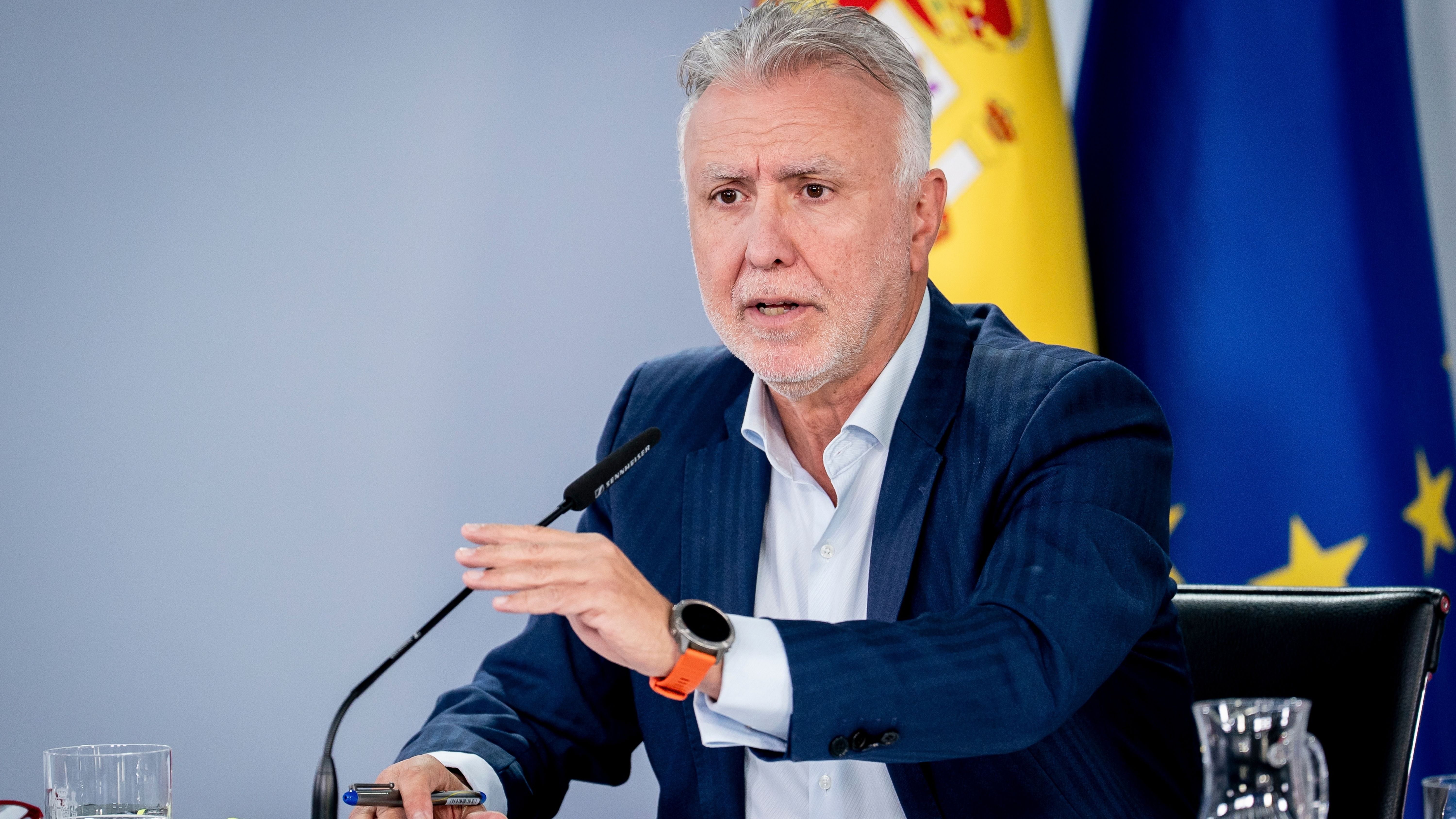 El ministro de Política Territorial y Memoria Democrática, Ángel Víctor Torres, durante la rueda de prensa posterior al Consejo de Ministros.