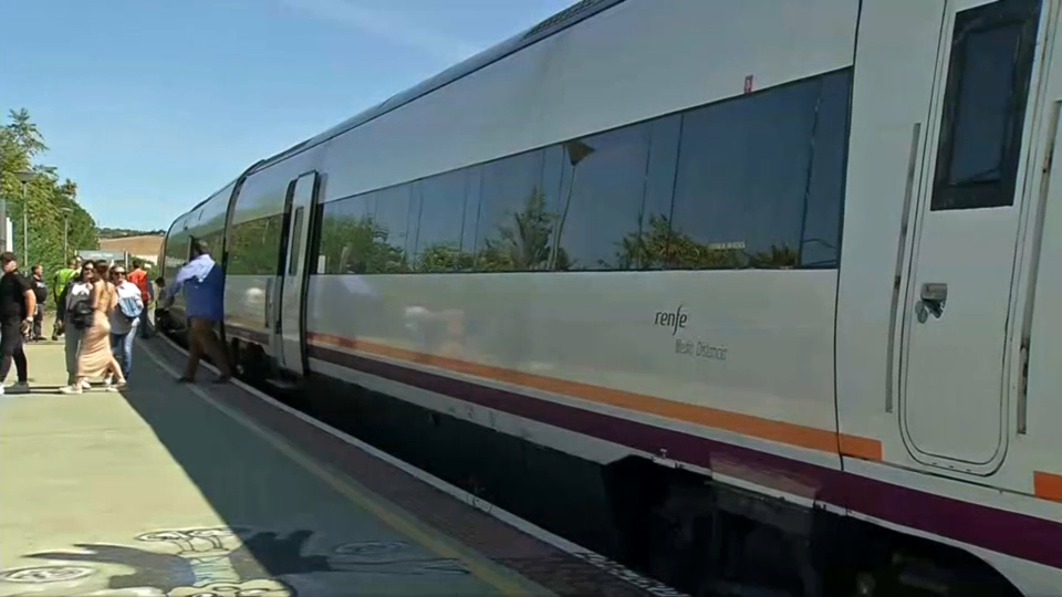 Tren detenido en la estación Zafra Feria en una imagen de archivo