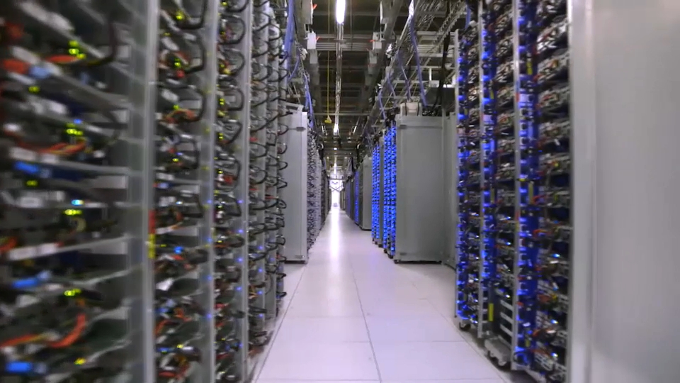 Interior de un centro de datos en una imagen de archivo
