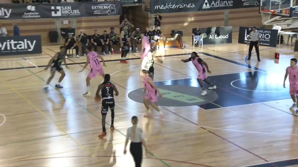 El BCB remonta ante Jaén y suma una valiosa victoria