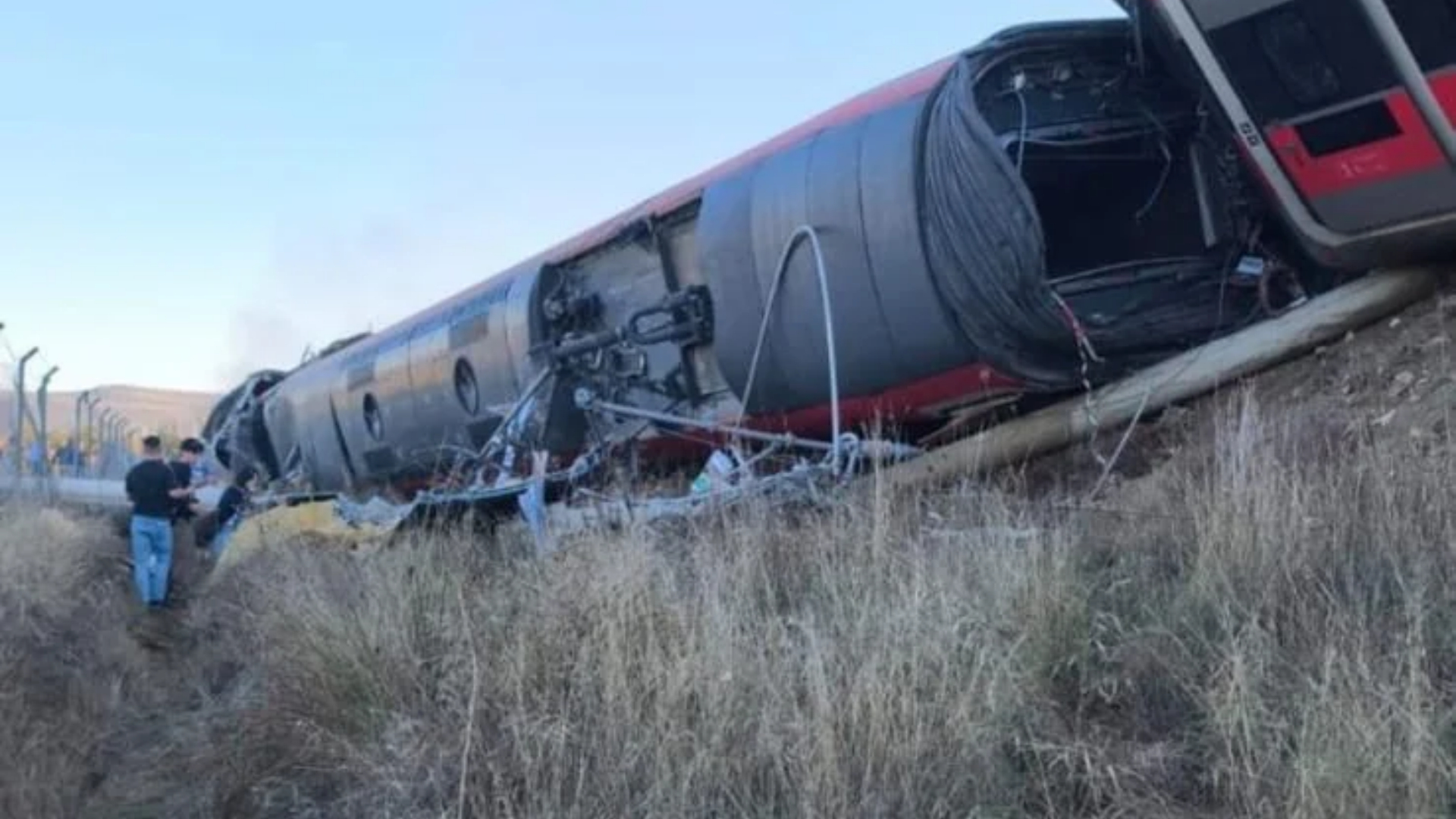 Renfe activa el plan de asistencia a las víctimas tras el accidente ferroviario de Urda