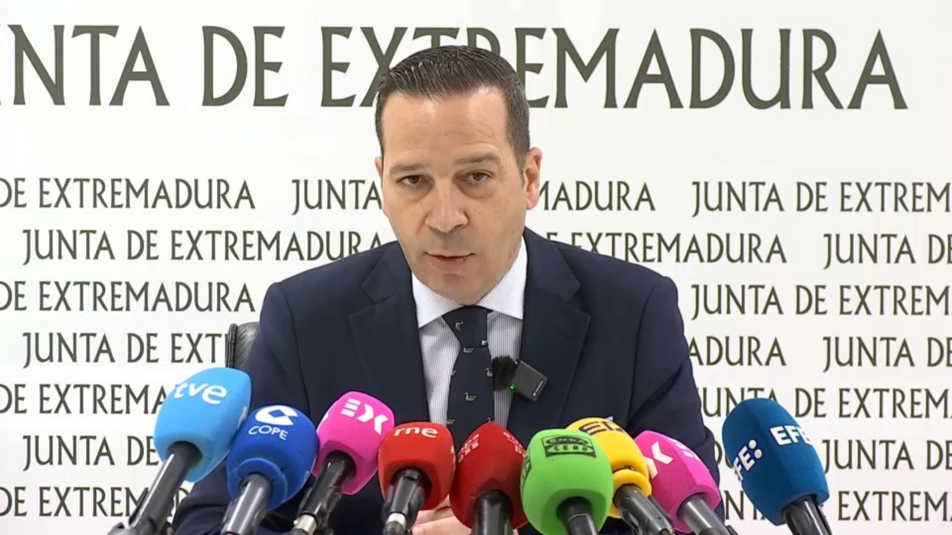 vicepresidente de la Junta y consejero de Desregulación, Servicios Sociales y Familia, Óscar Fernández