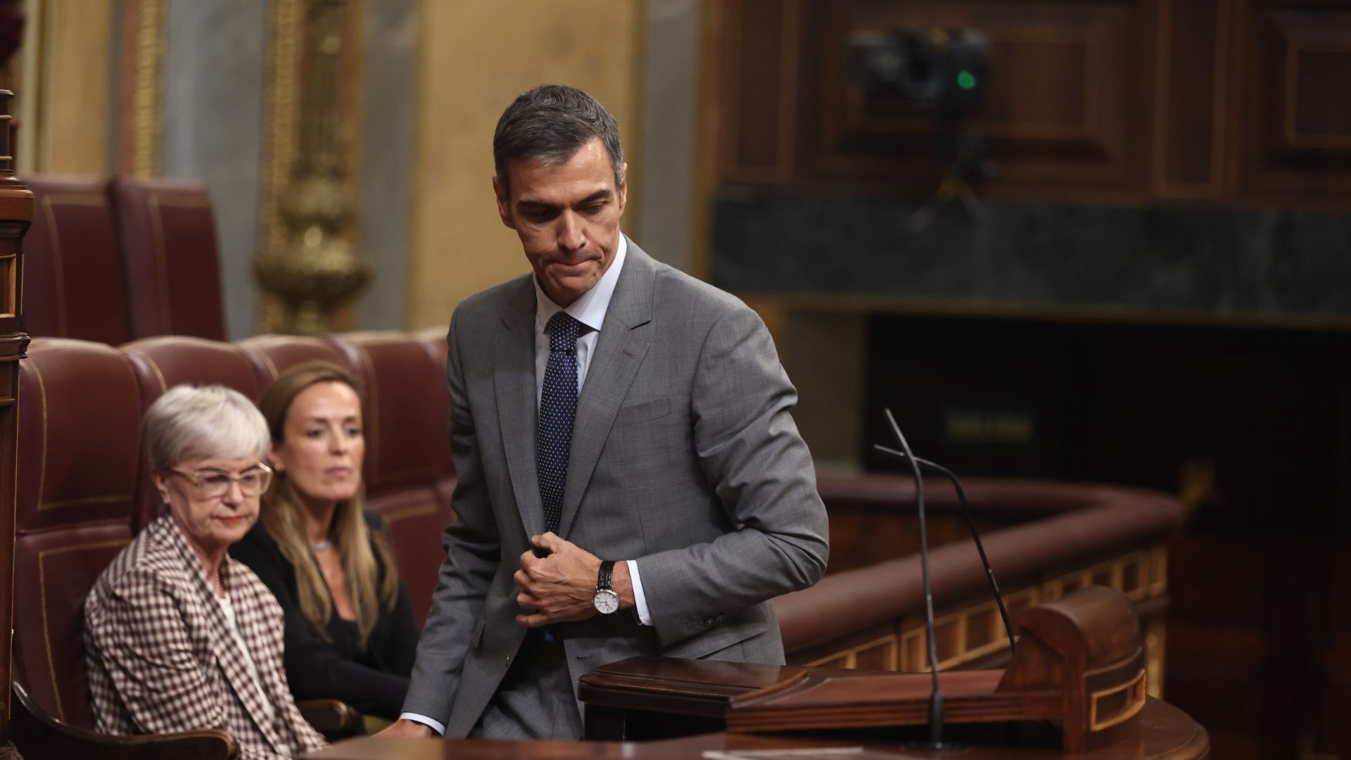 El presidente del Gobierno, Pedro Sánchez, interviene durante una sesión plenaria, en el Congreso de los Diputados, en una imagen de archivo