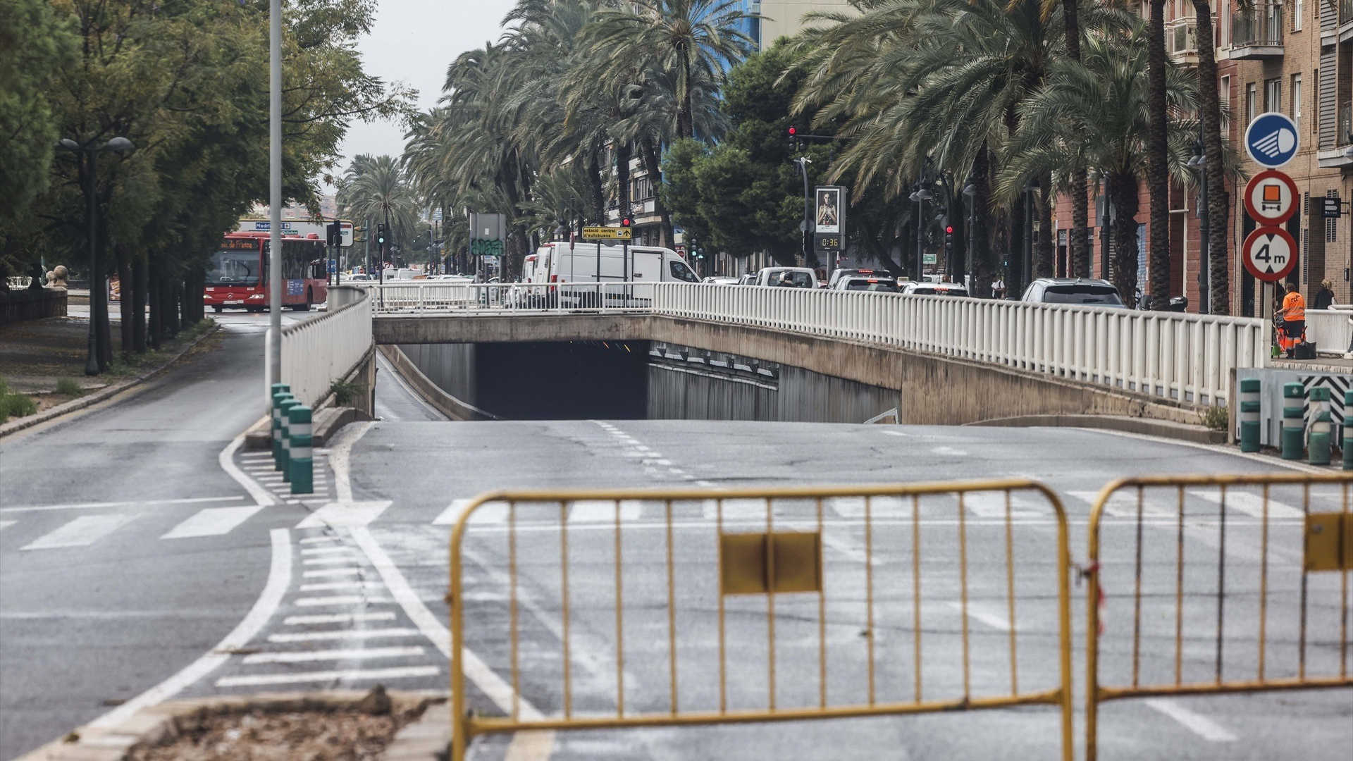 Túneles cortados por previsión por posibles inundaciones provocadas por las fuertes lluvias