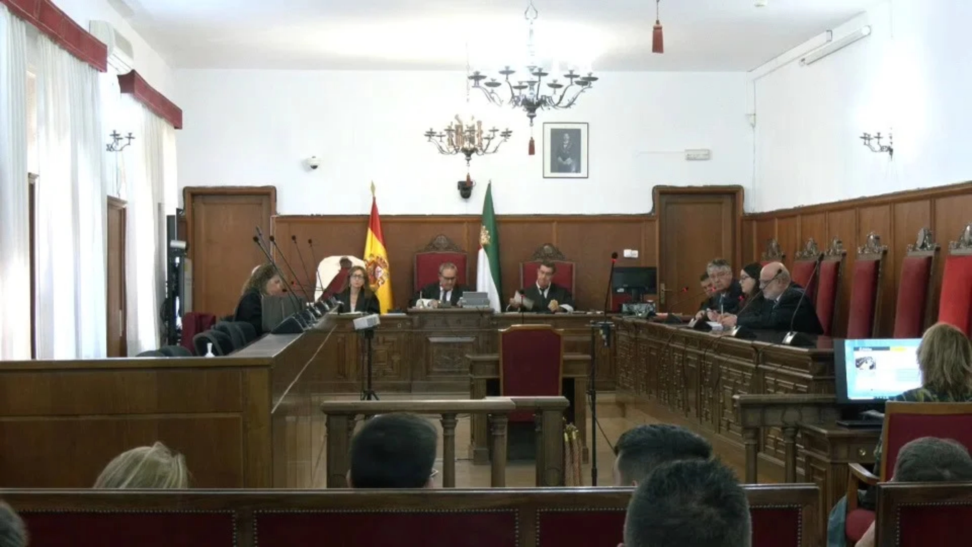 macrojuicio contra una docena de personas acusadas de contrabando de tabaco y blanqueo de capitale