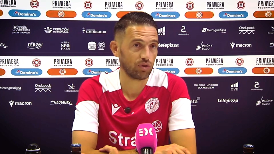 David Rocha espera un derbi "muy complicado" ante el Coria