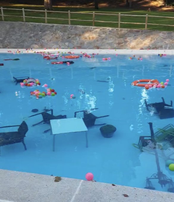 Acto vandálico en la piscina del Parque del Príncipe de Cáceres