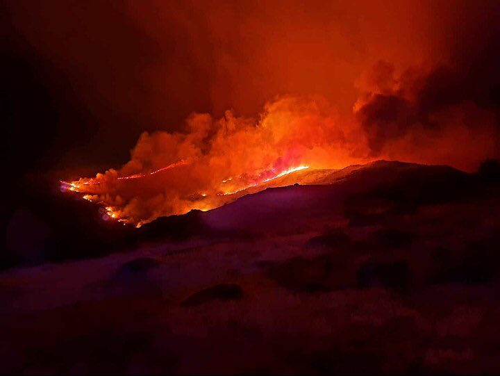 Imagen del incendio en Collado, Valle del Jerte