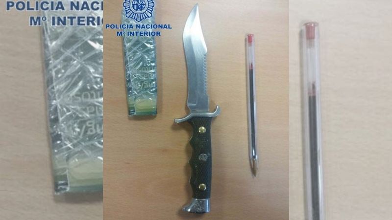 Machete intervenido al detenido por agresión al agente de Policía Nacional
