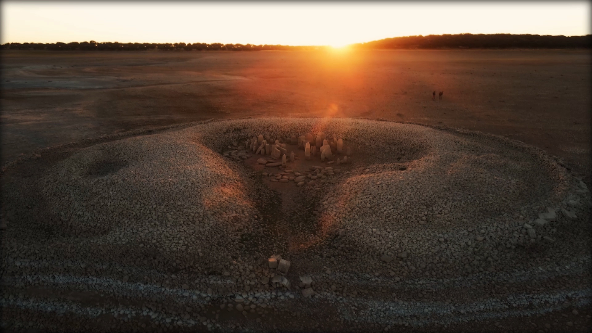 DOLMEN GUADALPERAL - MUÉVETE