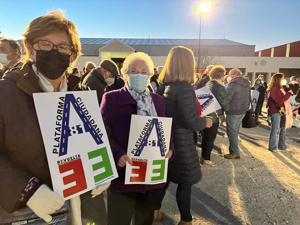 Manifestación en protesta por los planes de ejecución de la futura autovía A-81