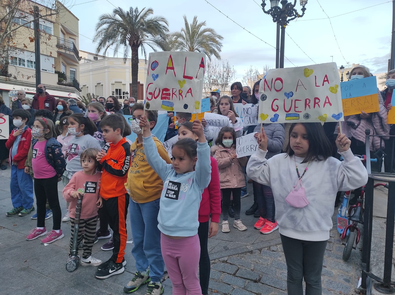 Manifestación en Montijo contra la Guerra en Ucrania