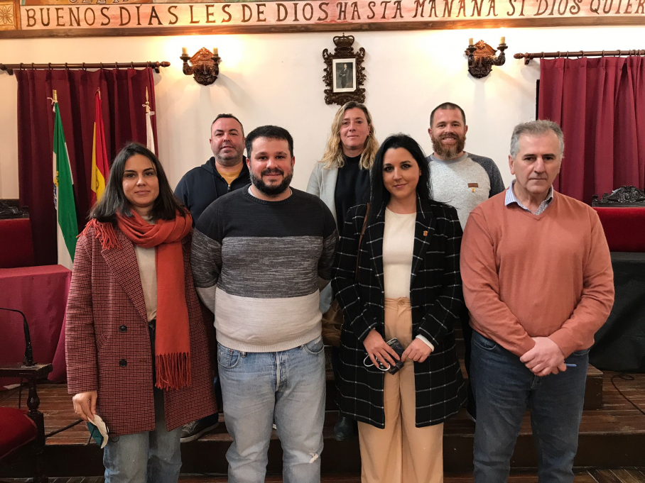 Los cuatro concejales de IPAL y los tres del PSOE presentarán una moción de censura en Alburquerque