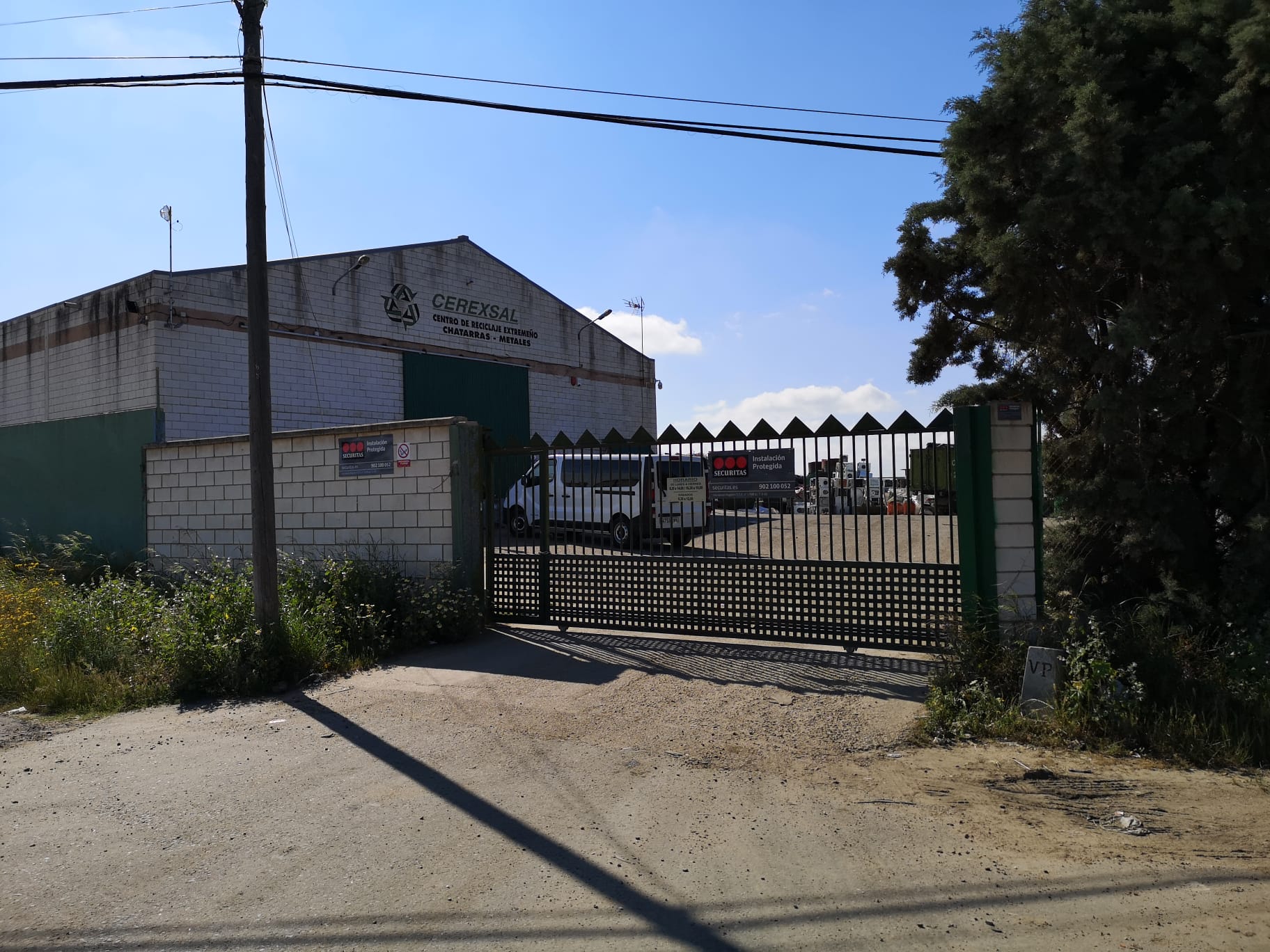 Centro reciclaje de Badajoz, carretera de Olivenza