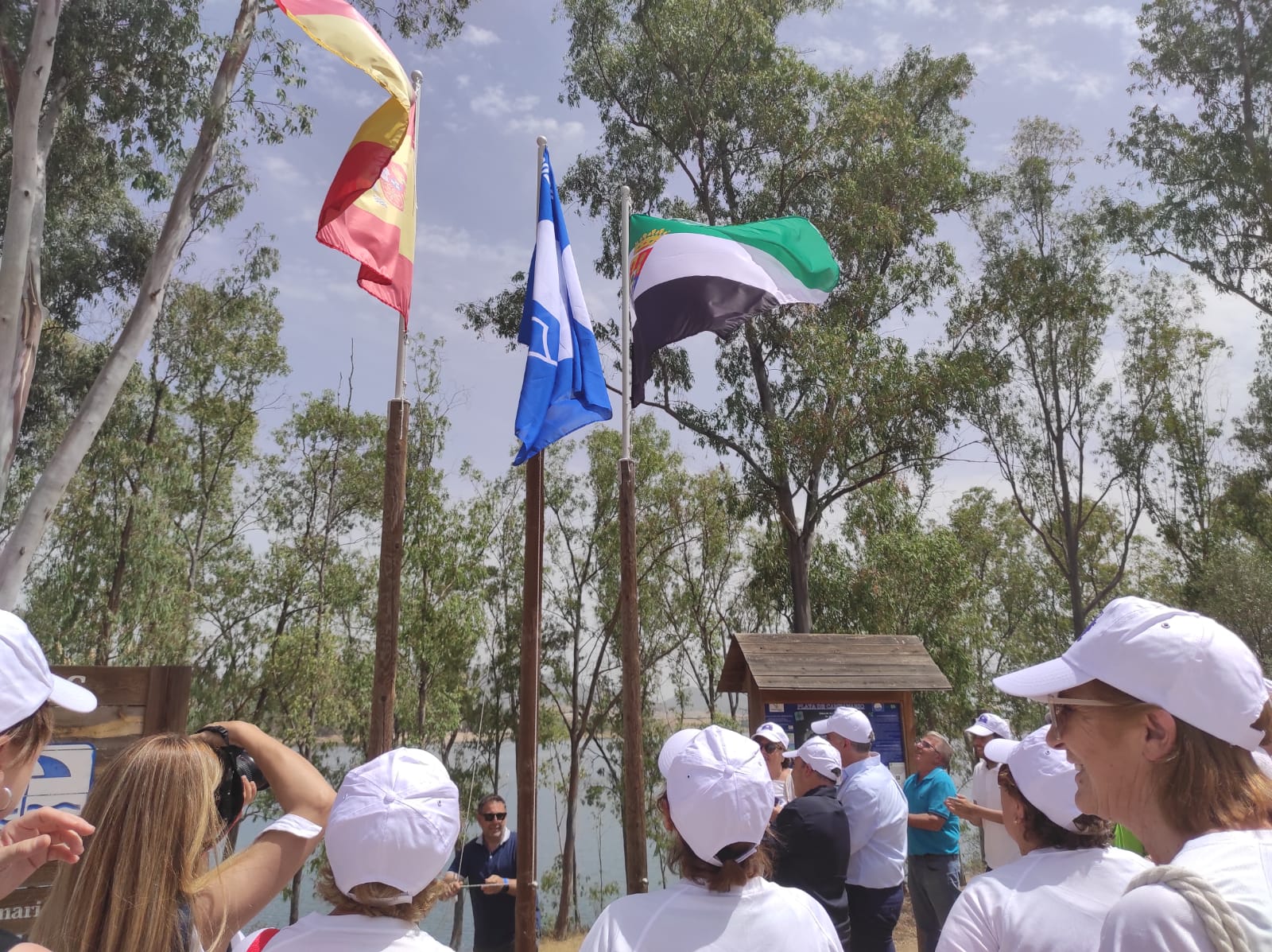 Bandera azul en Campanario