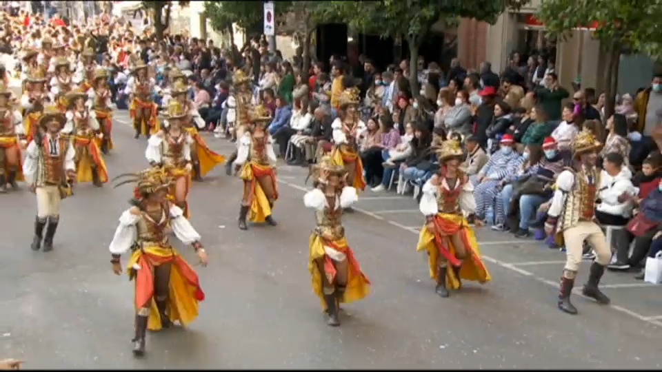 Desfile de Comparsas el Domingo de Carnaval en Badajoz.
