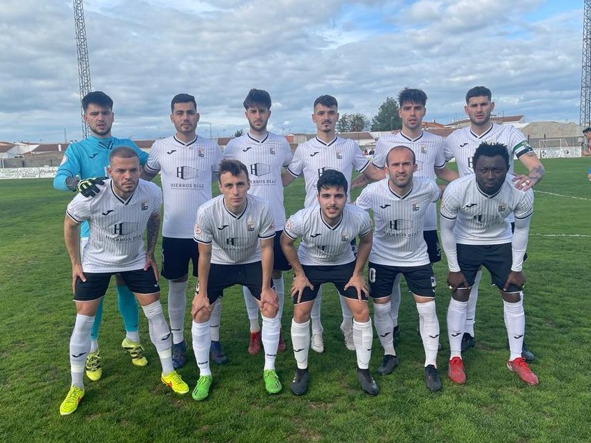 Once de la UP Plasencia el pasado sábado en Pueblonuevo.