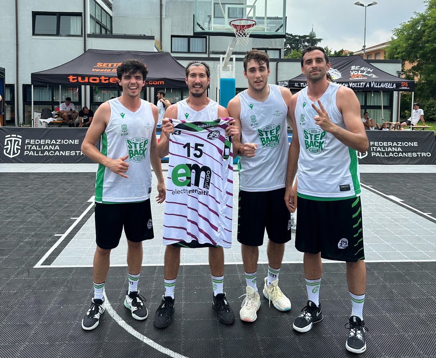 Electromercantil Plasencia 3x3