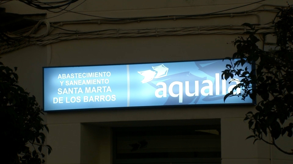 oficina aqualia santa marta de los barros