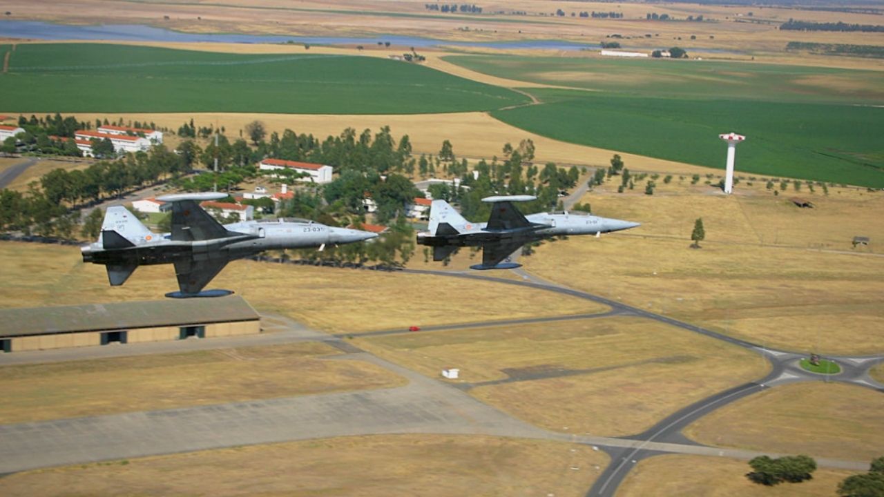 Northrop F-5M, el modelo de la Base Aérea de Talavera la Real |  Ejército del Aire