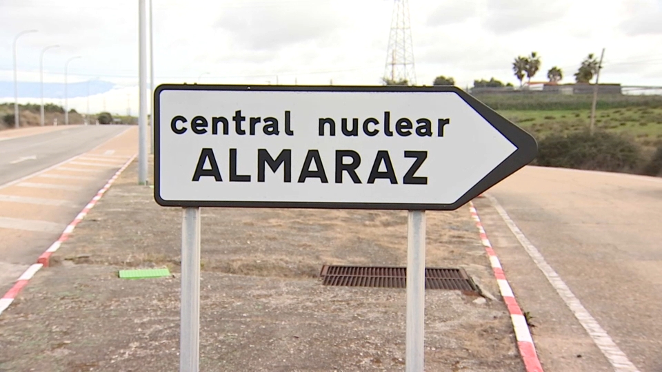 Almaraz para sus reactores al no poder competir con las renovables con la sucesión de borrascas y su "alta fiscalidad"