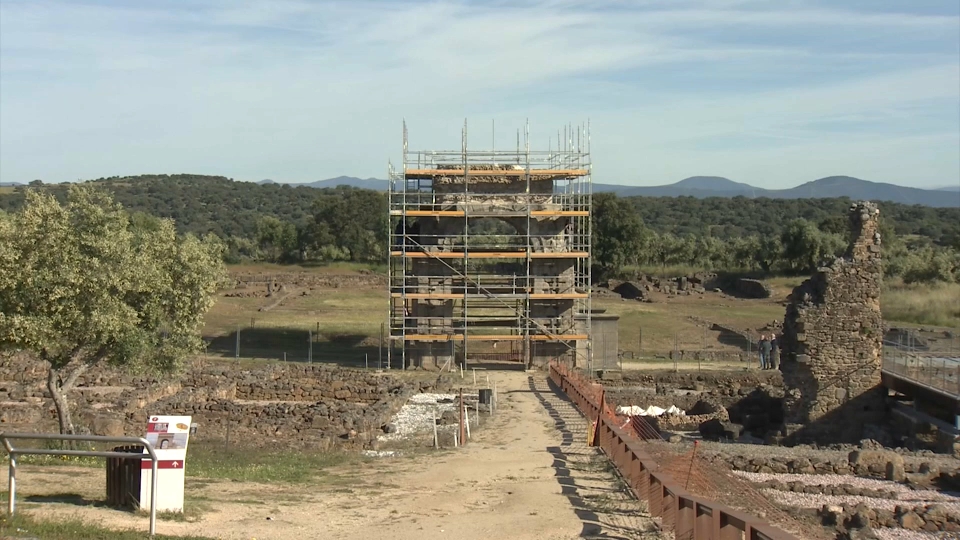 Comienzan las labores de conservación y remodelación de la ciudad romana de Cáparra