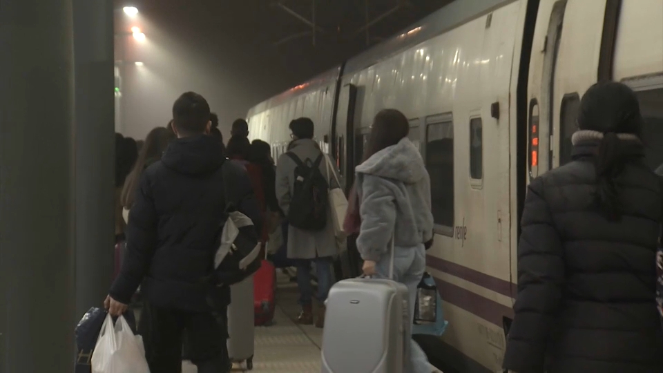Vuelven a casa quienes viajaron para la Nochebuena en familia