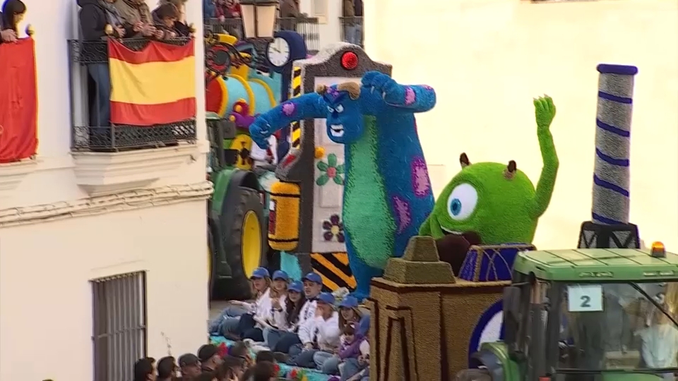 La Romería de Piedraescrita de Campanario reúne este Lunes de Pascua a ocho carrozas y más de 300 jinetes
