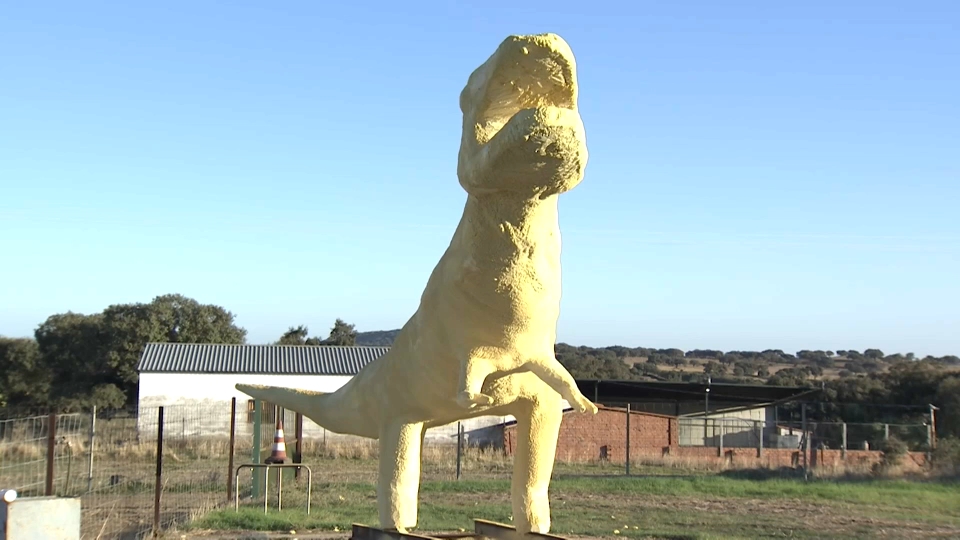 Tiranosaurio, en construcción