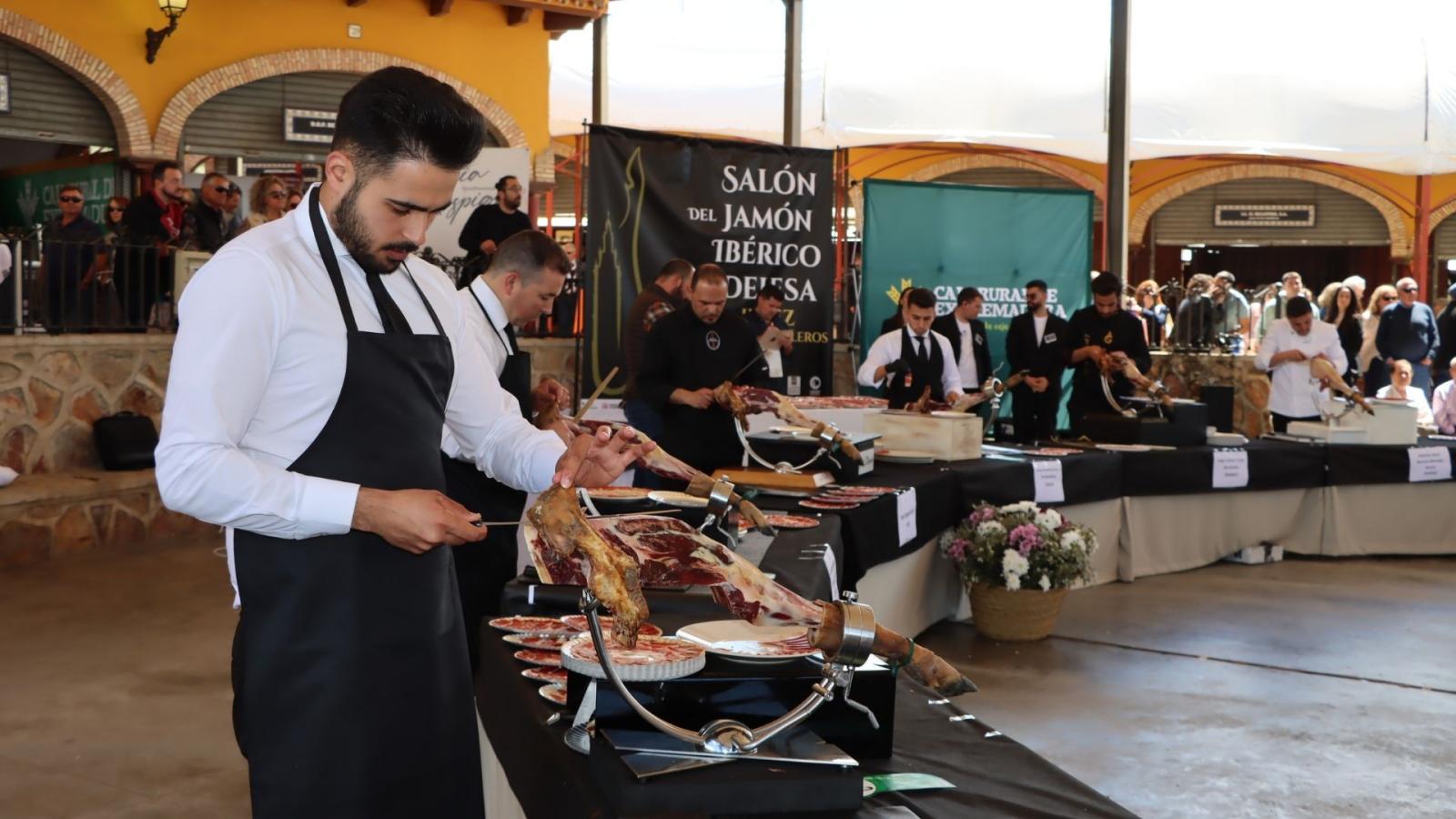 Concurso Nacional de Cortadores de Jamón en el Salón del Jamón Ibérico en una imagen de archivo